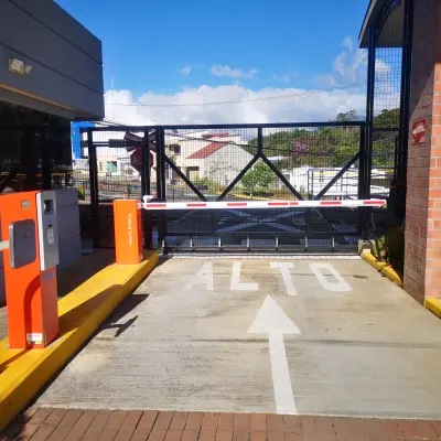 Sistemas de Parking 12 TREA PARKING