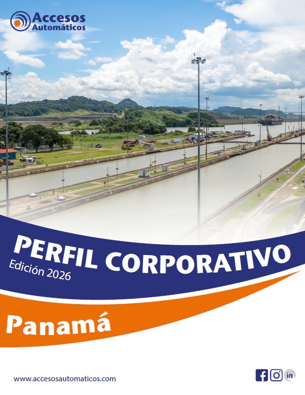 Portada de “Accesos Automáticos – Perfil Corporativo, Edición 2026 – Panamá” con una vista aérea del Canal de Panamá, mostrando embarcaciones transitando por las esclusas, rodeadas de áreas verdes y colinas bajo un cielo azul con nubes. El logotipo de la empresa aparece en la parte superior izquierda y elementos gráficos curvos en azul y naranja enmarcan el título. En la parte inferior se incluye el sitio web www.accesosautomaticos.com y los íconos de redes sociales.